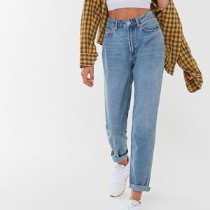 BDG high waisted mom jean (NWT)